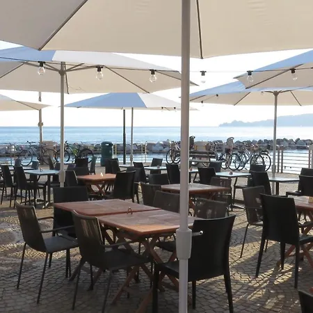 Attico Fronte Mare Residenza Matilde * Chiavari