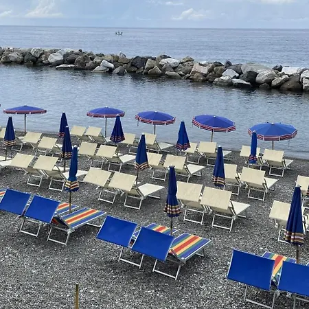 Attico Fronte Mare Residenza Matilde * Chiavari