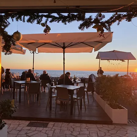 Attico Fronte Mare Residenza Matilde Apartment