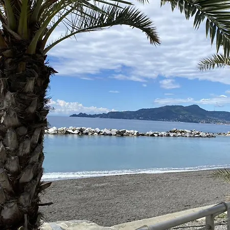 Attico Fronte Mare Residenza Matilde Apartment
