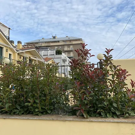 Attico Fronte Mare Residenza Matilde *