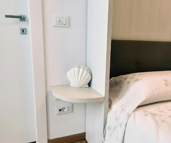 아파트 Attico Fronte Mare Residenza Matilde