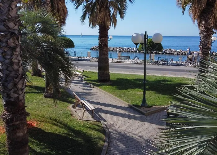 Attico Fronte Mare Residenza Matilde Appartamento