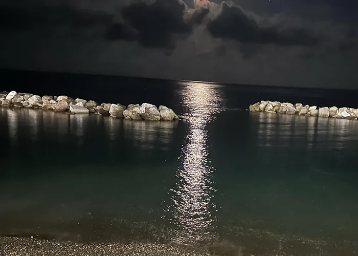 Attico Fronte Mare Residenza Matilde 아파트 *