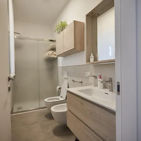 Апартаменты Attico Fronte Mare Residenza Matilde Кьявари