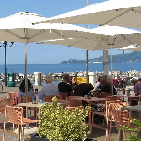 Lägenhet Attico Fronte Mare Residenza Matilde Chiavari