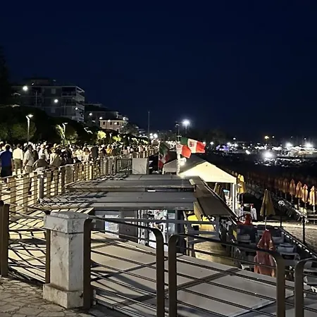 Monolocale Attico Fronte Mare Residenza Matilde Appartamento *