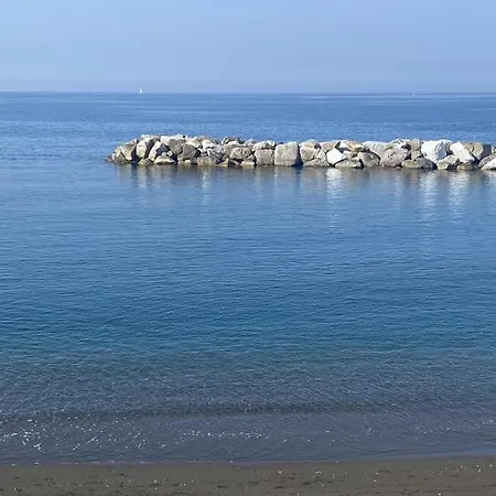 アパート Attico Fronte Mare Residenza Matilde *