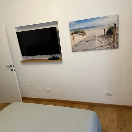Attico Fronte Mare Residenza Matilde キアーヴァリ